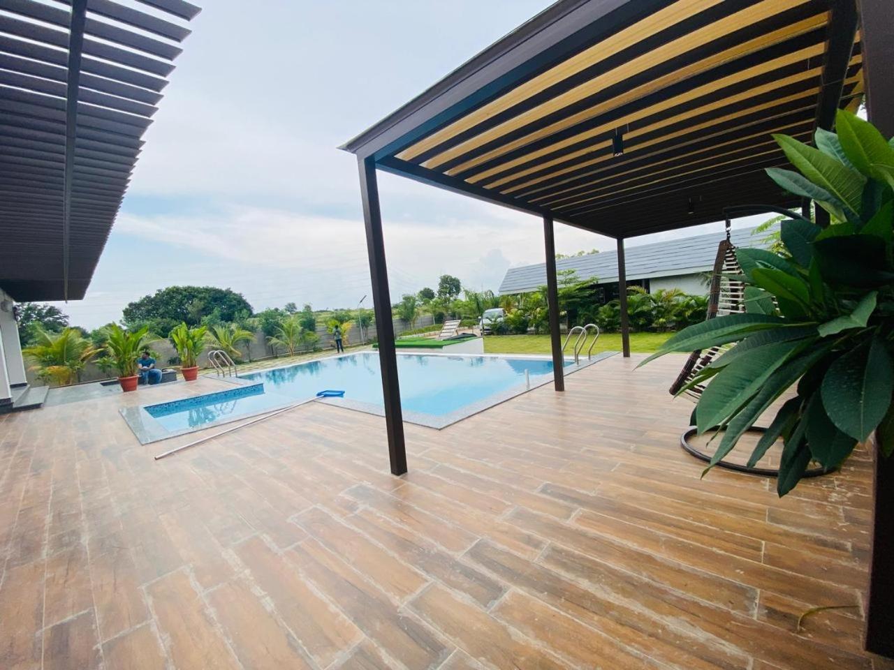 V R Farms Exotic Villa Venkatapur Exterior photo